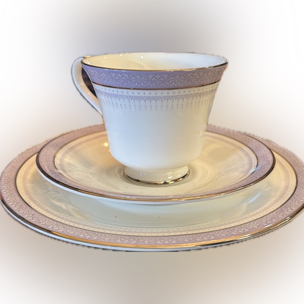 3 piece Elegant White and Lilac Royal Doulton fine Tea China